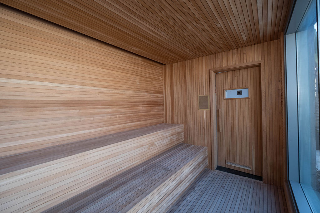 Sauna
